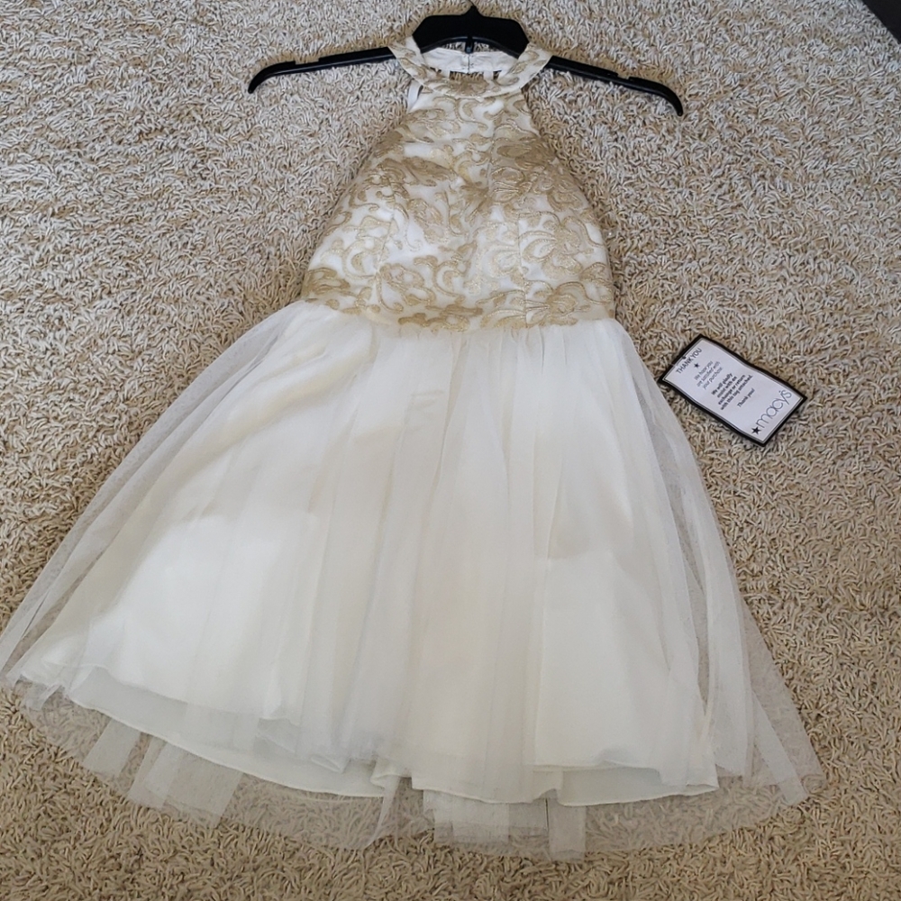 Short formal dress